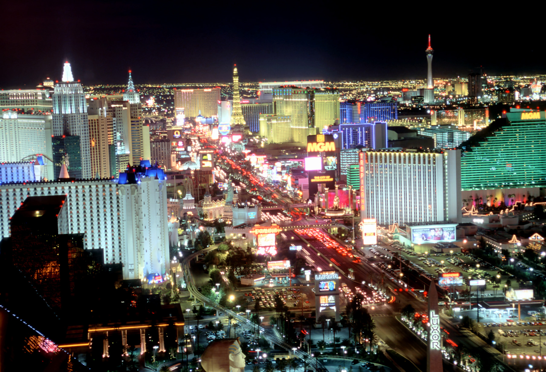 Headline for Best Hotels to Stay at In Vegas 4 Business Travelers