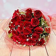 Bunch of Blooming Red Roses - OyeGifts