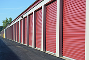 How a Storage Locker Can Help You Sell Your House