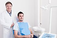 5 Signs That You Should Visit a Dentist