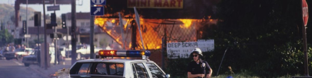 Headline for 10 Most Brutally Honest Photos of 1992 LA Riots