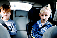 How to Travel Stress Free – 3 Tips To Help Children's Fear of Car Rides -