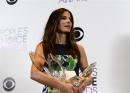 Bullock, Timberlake sweep 2014 People's Choice Awards