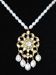 Emerald Pendant – Exotic Gold Jewelry