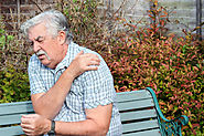 2 Common Causes of Shoulder Pain and How You Can Manage Yours