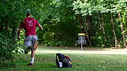 Which Features of Frisbee Golf Discs are Ideal to Enjoy an Ultimate Frisbee Game?