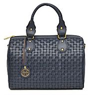 What are the checkpoints are suggested to buy leather handbags online?