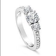 Looking for custom engagement rings online