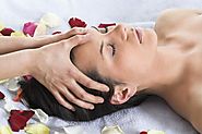 How to Become an Expert Indian Head Massage Therapist? - Ayurvda Massage Courses