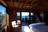 4 Bedrooms Ocean View Villa in Sydney Nth, Palm Beach, Australia