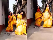 Watch These Badass Aunty's Dance Like Crazy On Daddy-Mummy Hai Nai Ghar Pe! - Viralbake
