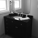 Clean crisp bathroom details #riverhouseinn #montague