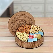 Buy or Order Decorated Box of Chcolates and Dryfruits Online - OyeGifts.com