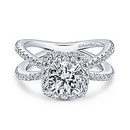 Delphinia | 14k White Gold Round Halo Diamond Engagement Ring