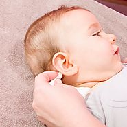 Toilette du visage de bébé : Nettoyer le visage du nourrisson
