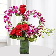 Buy or Order Fascinate Vase Arrangement Online | Same Day Delivery Gifts - OyeGifts.com