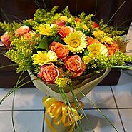 Beautify the Unforgettable Occasion of Anniversary with Gorgeous Flowers, Cakes & Gifts
