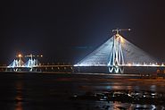 . Bandra Worli Sealink has steel wires equal to the earth's circumferenc