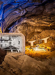 Grotte de la Pierre de Volvic : visite insolite en famille près de Clermont-Ferrand