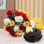 Buy 10 Mix Roses and Half Kg Cake Online Same Day Delivery - OyeGifts.com