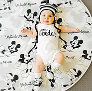 Mickey & Minnie Square Playmat with 6 toys – The Mum Life