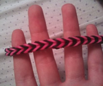 How To Make a Rubber Band Bracelet... With No Loom!