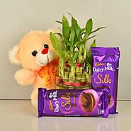 Buy Exclusive Silk Hamper Midnight Gifts Delivery Online - OyeGifts