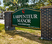 Larpenteur Manor Apartments in St Paul, MN