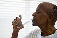 5 Tips: How Seniors Can Stay Hydrated During Summer