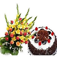 Flower Bunch With Black Forest Cake