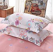 The Unicorn duvet cover set by KFZ comes in three sizes