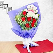 Bouquet of 6 Red Roses 6 inches White teddy