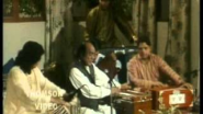 Mehdi Hassan sings and Ahmad Faraz reads Ranjish hi sahi - YouTube