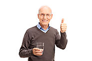 4 Ways You Can Keep a Senior Loved One Hydrated