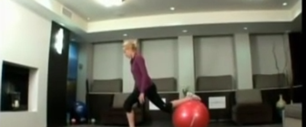 Headline for Foot ball lunges with stability ball