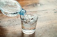 5 raisons de ne plus consommer d'eau en bouteille