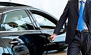 Choose luxury airport transfers in Cairns