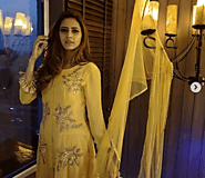 Sargun Mehta Height, Weight, Age, Husband, Family, Biography and More