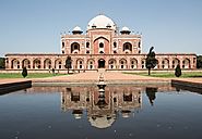16 Most Famous Tourist Attractions & Places To Visit in Delhi