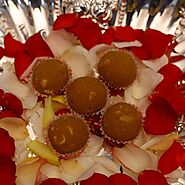 Pure Ghee Besan Laddoo | Harilal Sweets: Best Sweet Shop & Veg Restaurant in Patna