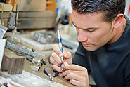 How Do You Set Up A Jewelry Repair Store People Trust? - DiziPost