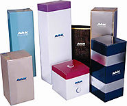 Brightly colored custom makeup boxes contributes to enhancing your sales