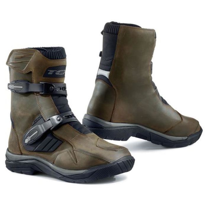 buy boots online india