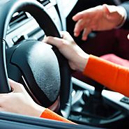Why you should find a driving school in Edmonton -