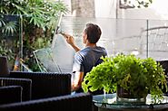 Bliv ekspert i at pudse dine vinduer med disse tips og tricks »
