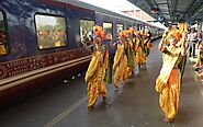 Photo and image Gallery of Deccan Odyssey Train