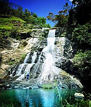 Diyaluma Waterfall