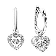 Perfect Piece of Diamond Heart Pendant Set to Look Trendy