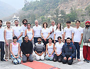 Yoga Teacher Training School in Rishikesh | Yoganandham