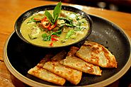Gaeng Keow Wan Kai (Green Chicken Curry)